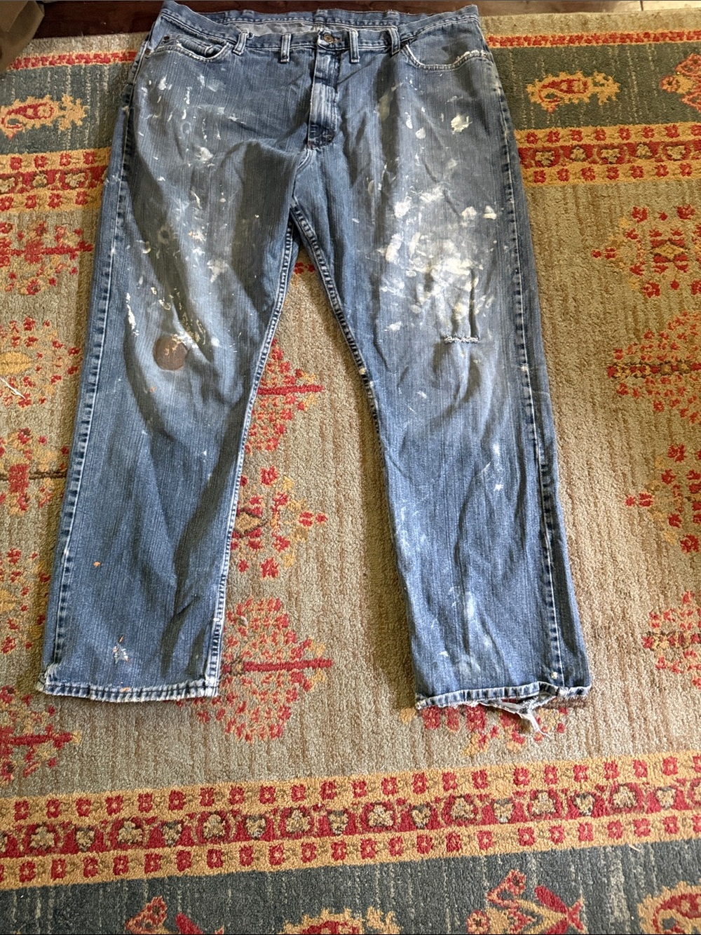Wrangler Men's Blue Straight Jeans with Paint-Splatter Detail